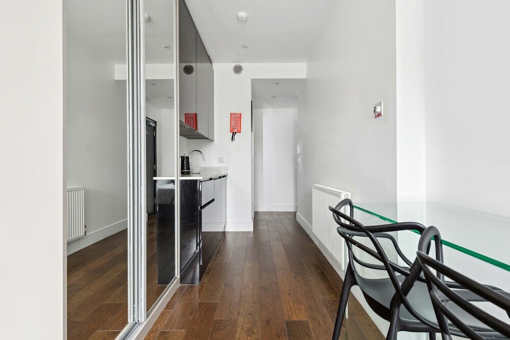 Фото Golden Square