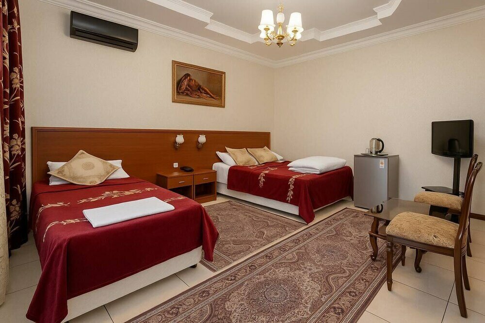 Фото Sarbon Hotel