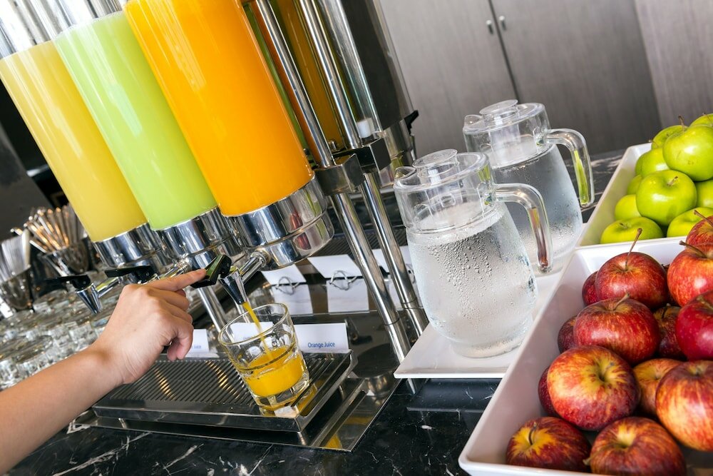 Фото Holiday Inn Express Jakarta Wahid Hasyim, an Ihg Hotel
