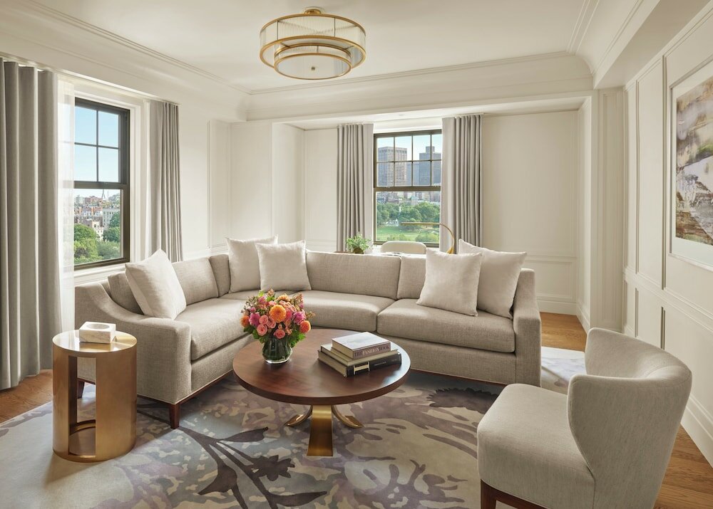 Фото The Newbury Boston