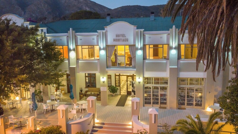 Фото Montagu Country Hotel