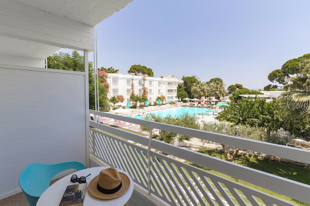 Фото Marathon Beach