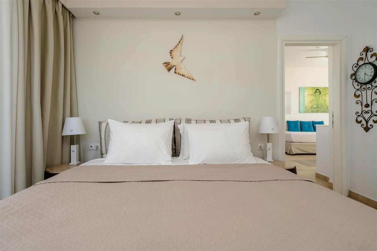 Фото Mitos Suites