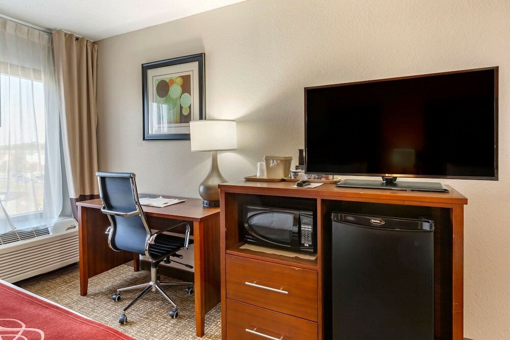 Фото Comfort Inn Greensboro - Kernersville