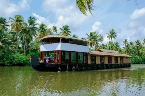 Гостиница Shivaganga Houseboat в Керале