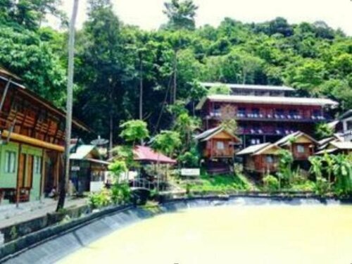 Tapear Resort