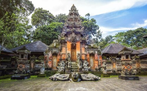 Гостиница Hotel Gianyar в Гианьяре