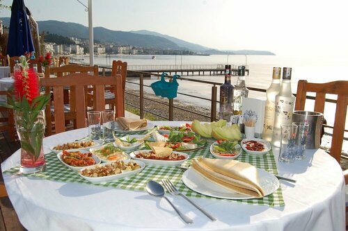 Гостиница Grand Koru Otel Beach в Чинарджике