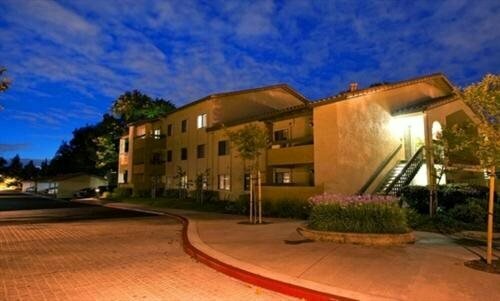 Гостиница Avalon Mountain View в Маунтин-Вью