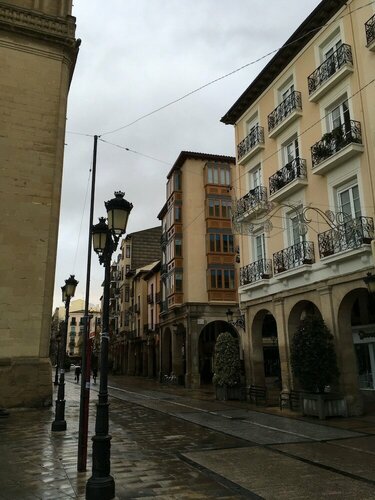 Гостиница Pensión La Bilbaina - Albergue Logroño в Риохе