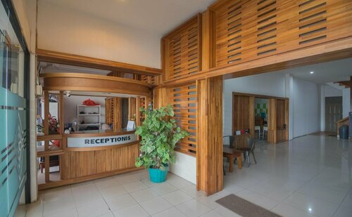 Гостиница RedDoorz near Gajah Mada Pontianak в Провинции Западный Калимантан