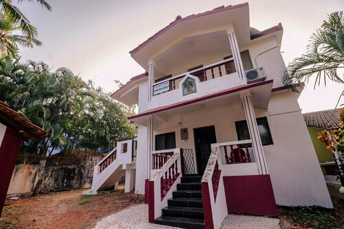 Oyo 24114 Home Decent Studio Candolim