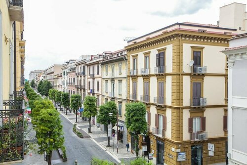 Гостиница Reggia & Dintorni Rooms a Caserta в Казерте