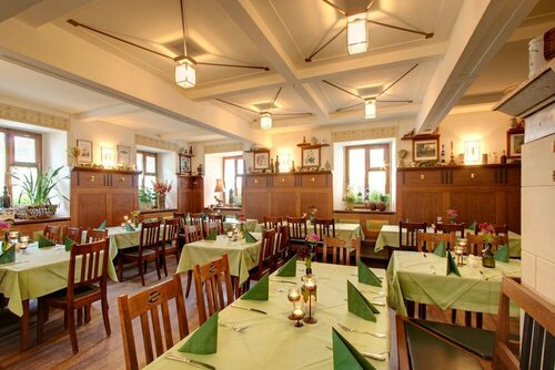Гостиница Sperber-Bräu - Hotel, Gasthof & Brauerei в Зульцбах-Розенберге