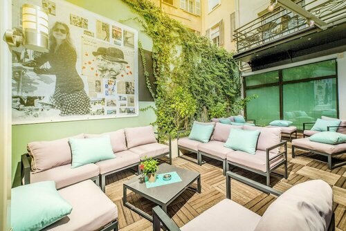 Гостиница Hotel Montaigne & SPA в Каннах