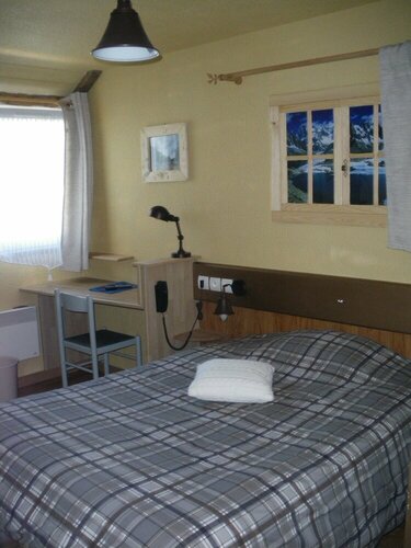Гостиница Отель Logis Hôtel Come Inn в Монморийоне