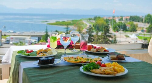 Гостиница Ali Bilir Hotel в Бейшехире