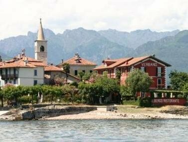 Гостиница Albergo Verbano в Бавене