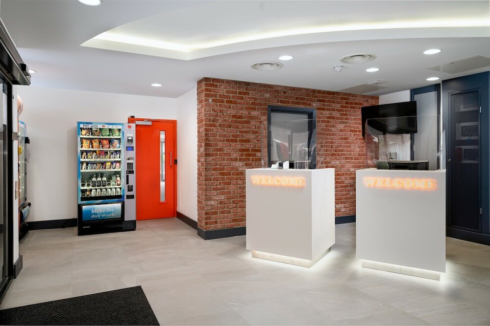 Фото EasyHotel London Croydon