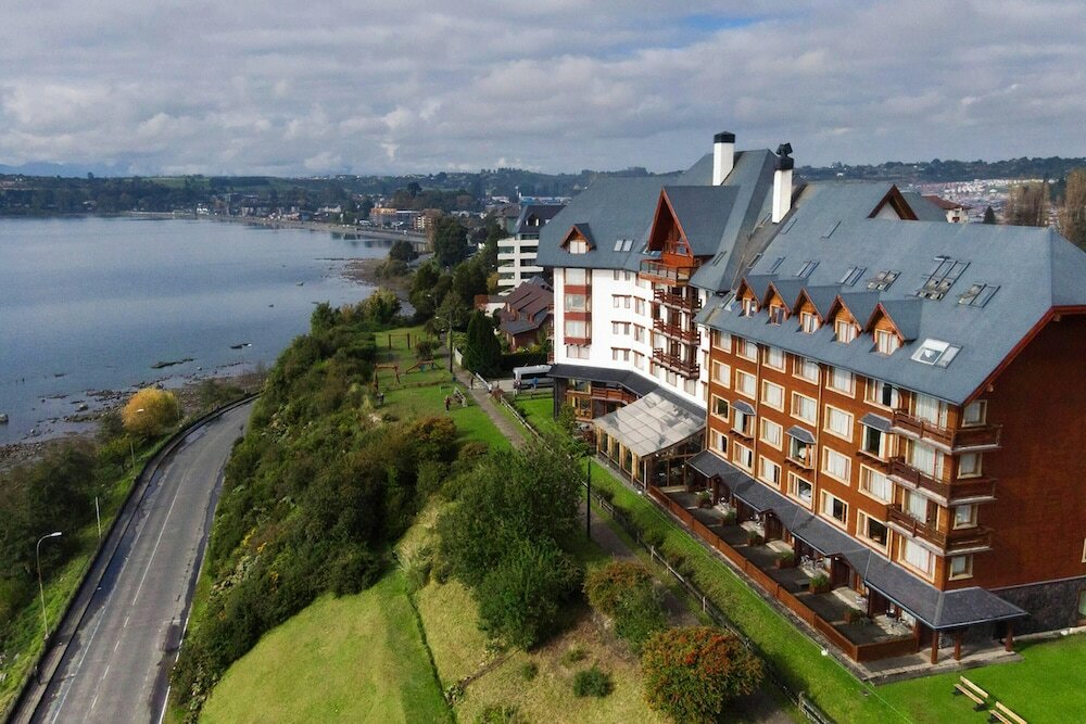 Фото Hotel Cumbres Puerto Varas