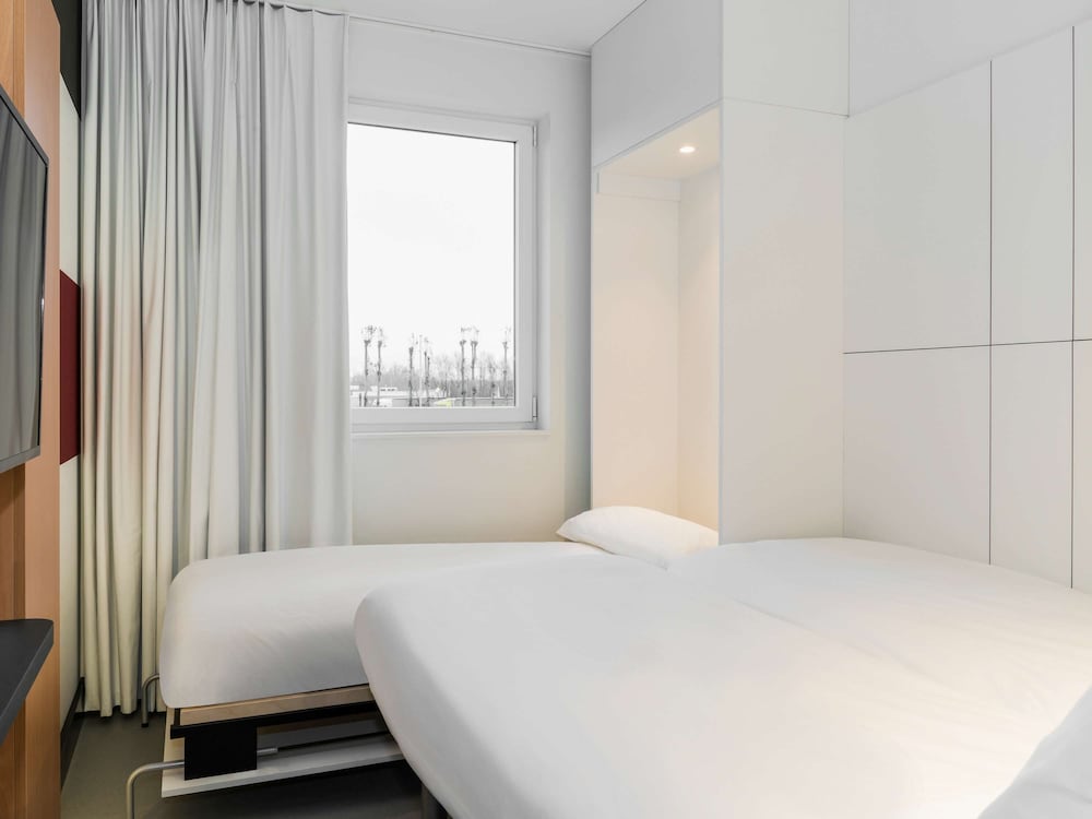 Фото Ibis Budget Brugge Jabbeke