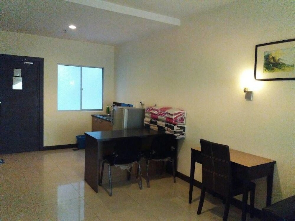 Фото Tower Regency Hotel & Apartments