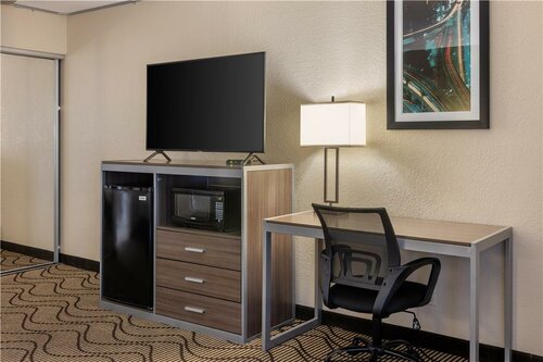 Гостиница Best Western Heritage Inn в Уолнат-Крике