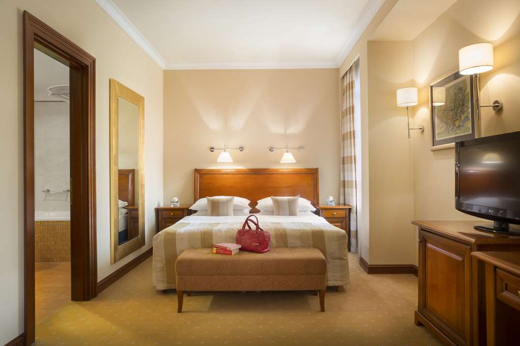 Фото Best Western Premier Hotel Astoria