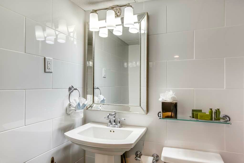 Фото The Campbell House Lexington, Curio Collection by Hilton