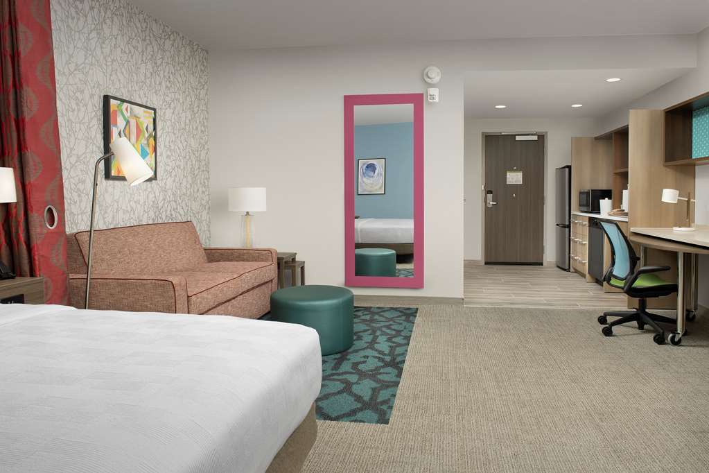 Фото Home2 Suites by Hilton Tampa Westshore Airport, Fl