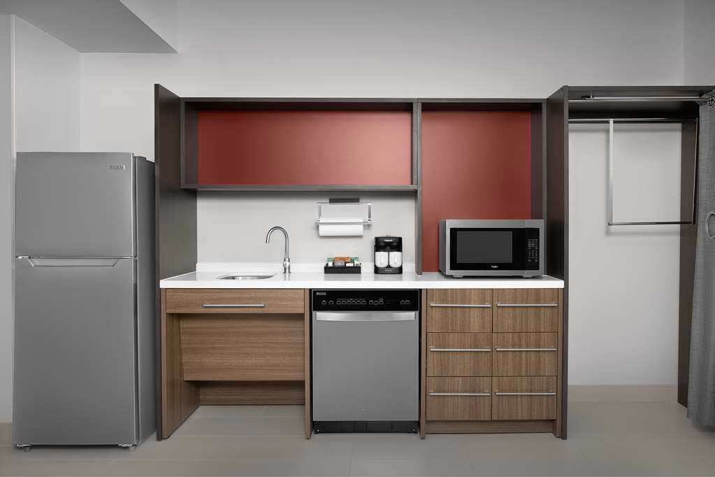 Фото Home2 Suites by Hilton Falls Church