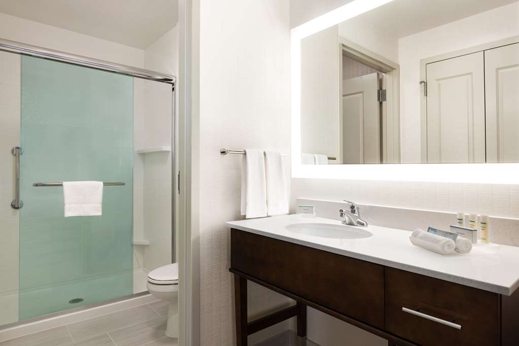Фото Homewood Suites by Hilton Arlington Rosslyn Key Bridge