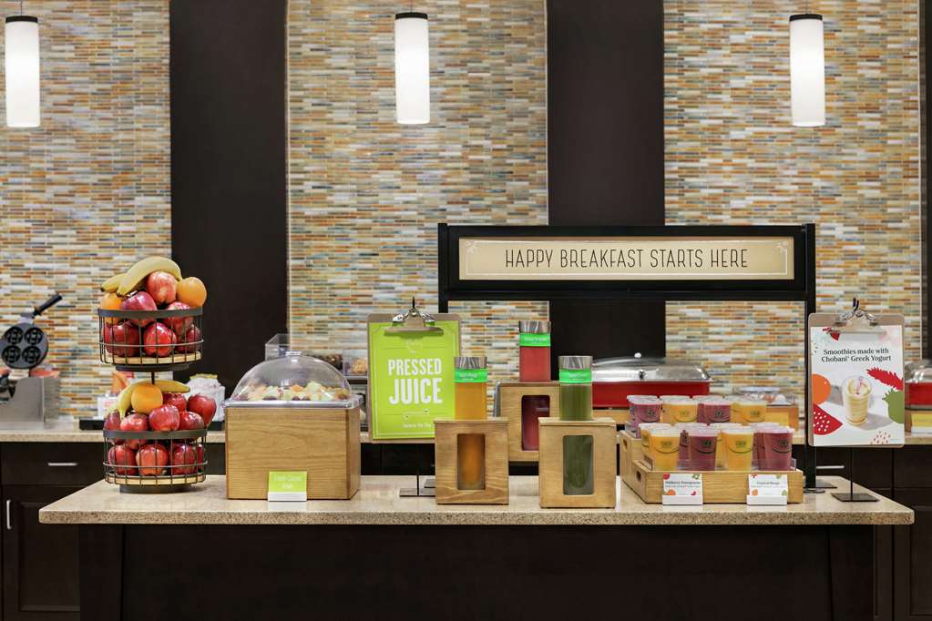 Фото Hampton Inn Washington-Dulles Int'l Airport South