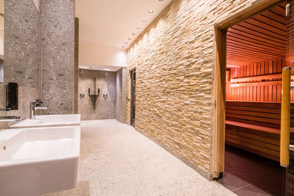 Фото Best Western Premier Central Leonhard