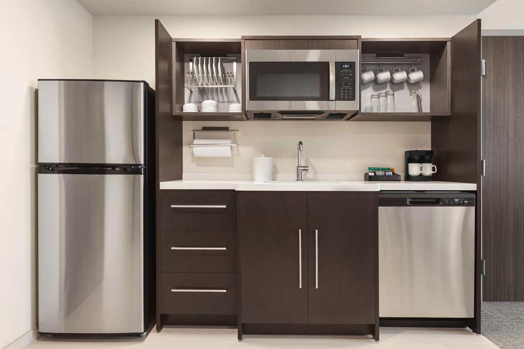 Фото Home2 Suites by Hilton Cheyenne