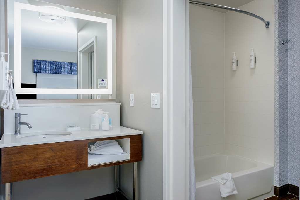 Фото Hampton Inn & Suites Tallahassee I-10/Thomasville Road, Fl