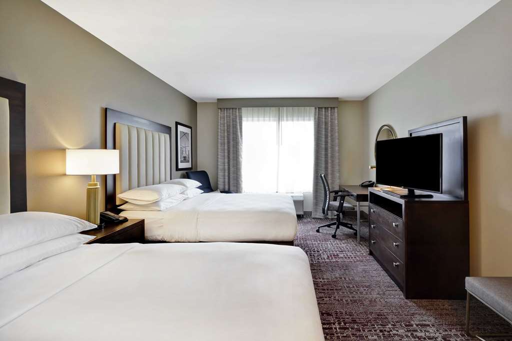 Фото DoubleTree by Hilton Chicago Midway Airport