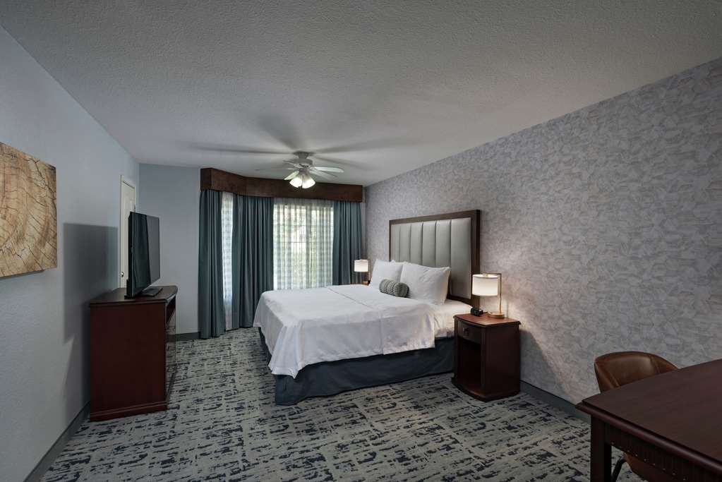 Фото Homewood Suites by Hilton Fort Collins