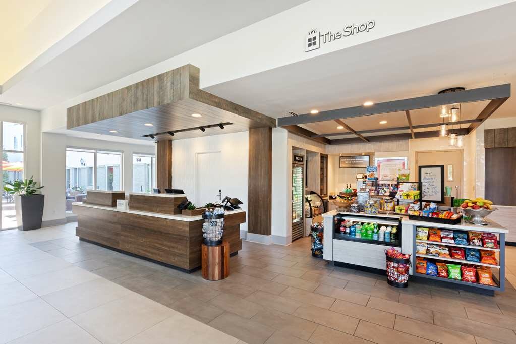Фото Hilton Garden Inn Chesterton