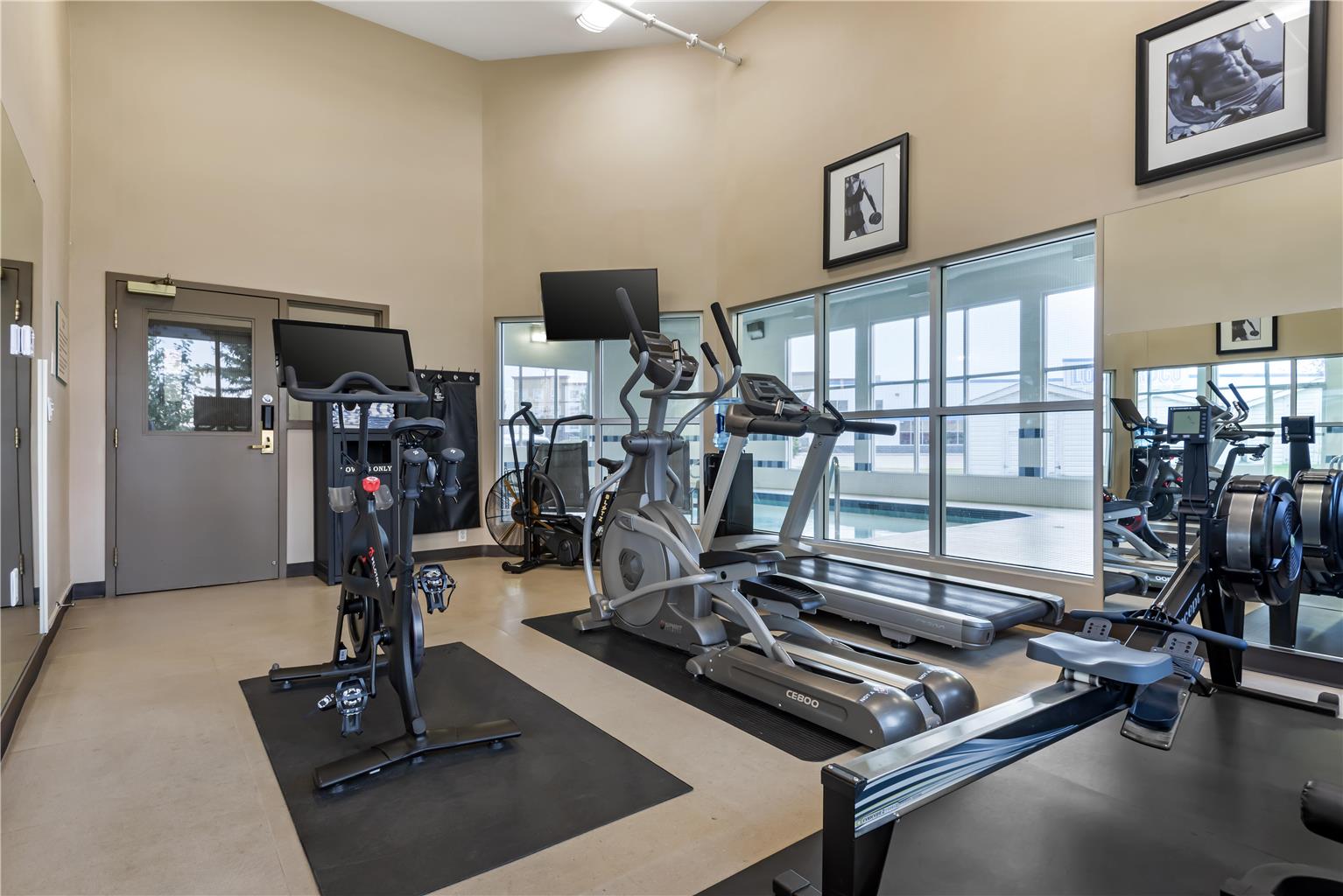 Фото Best Western Plus Red Deer Inn & Suites