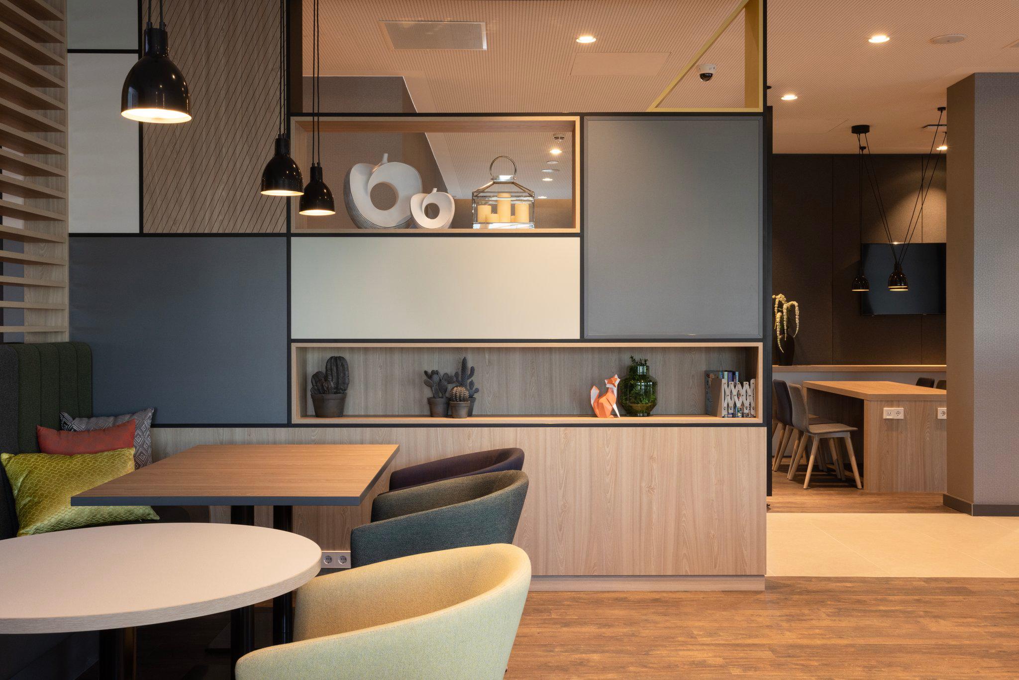 Фото Holiday Inn Eindhoven Airport