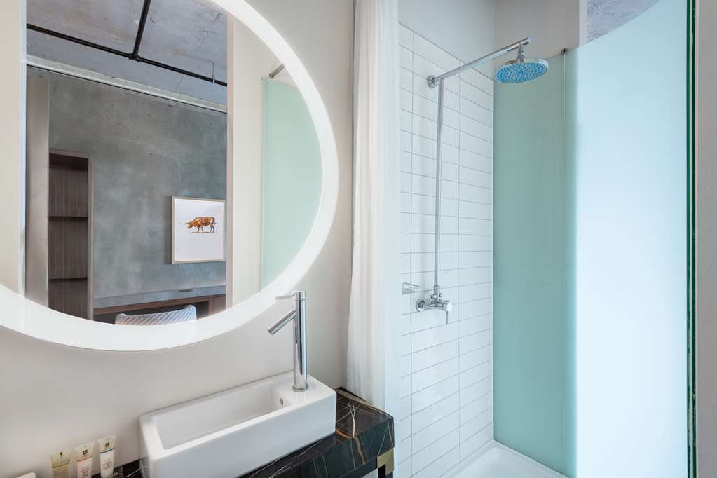 Фото Nylo Dallas Plano Hotel, Tapestry Collection by Hilton