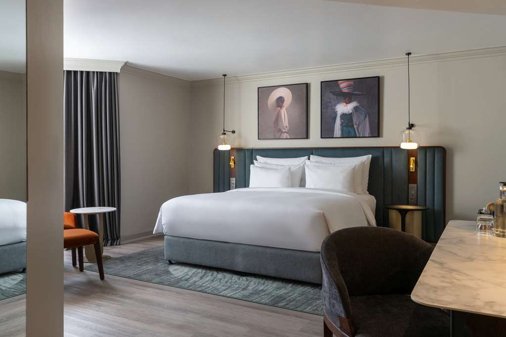 Фото Radisson Collection Hotel, Waterfront Cape Town