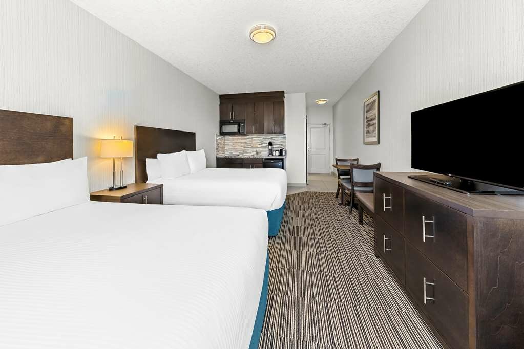 Фото Best Western Plus Airdrie Gateway