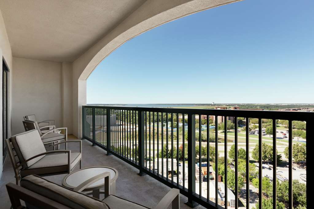 Фото Embassy Suites by Hilton Dallas Dfw Airport North