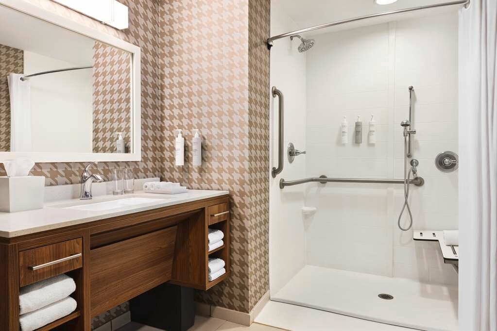 Фото Home2 Suites by Hilton Lubbock