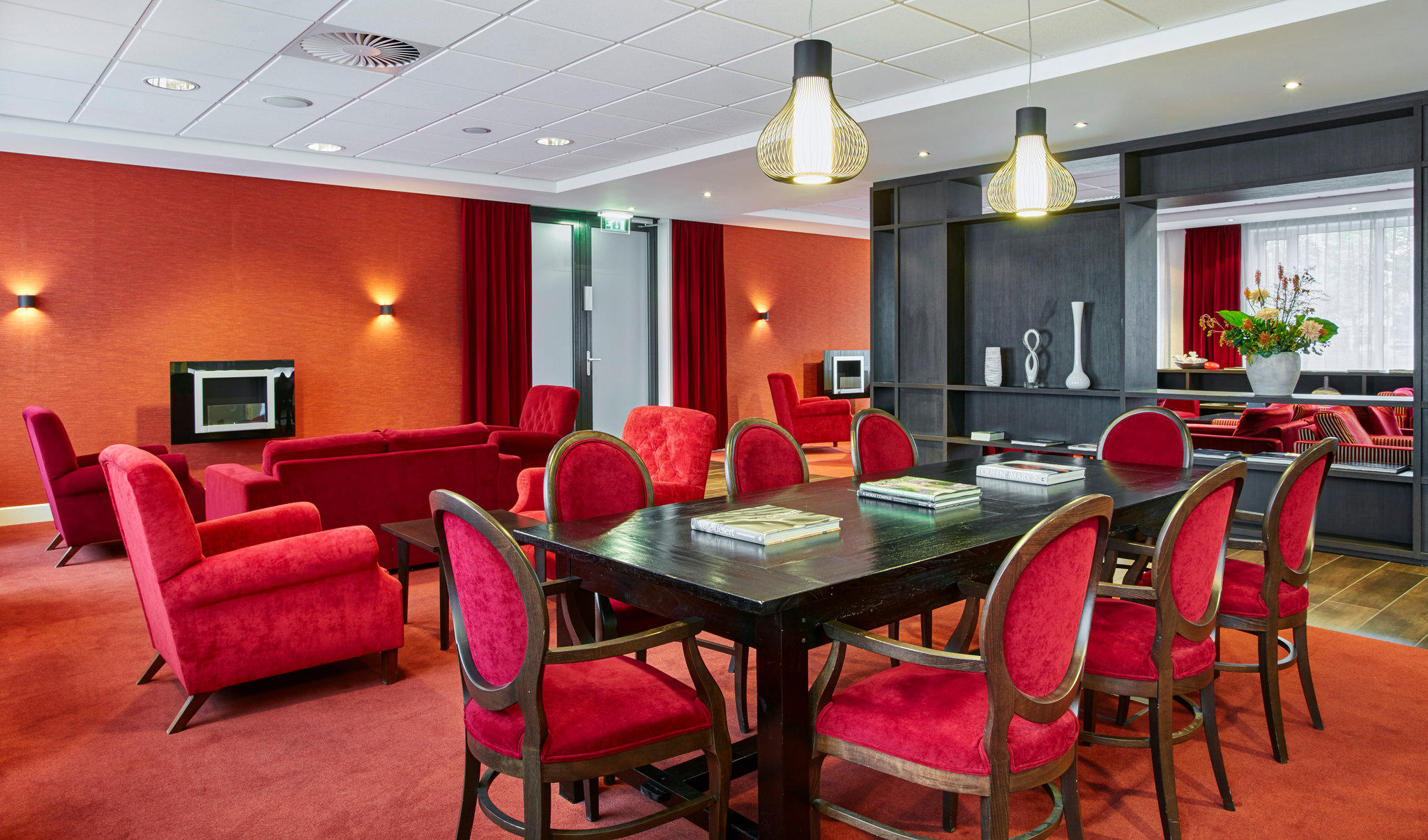 Фото Holiday Inn Express Amsterdam - Schiphol, an Ihg Hotel
