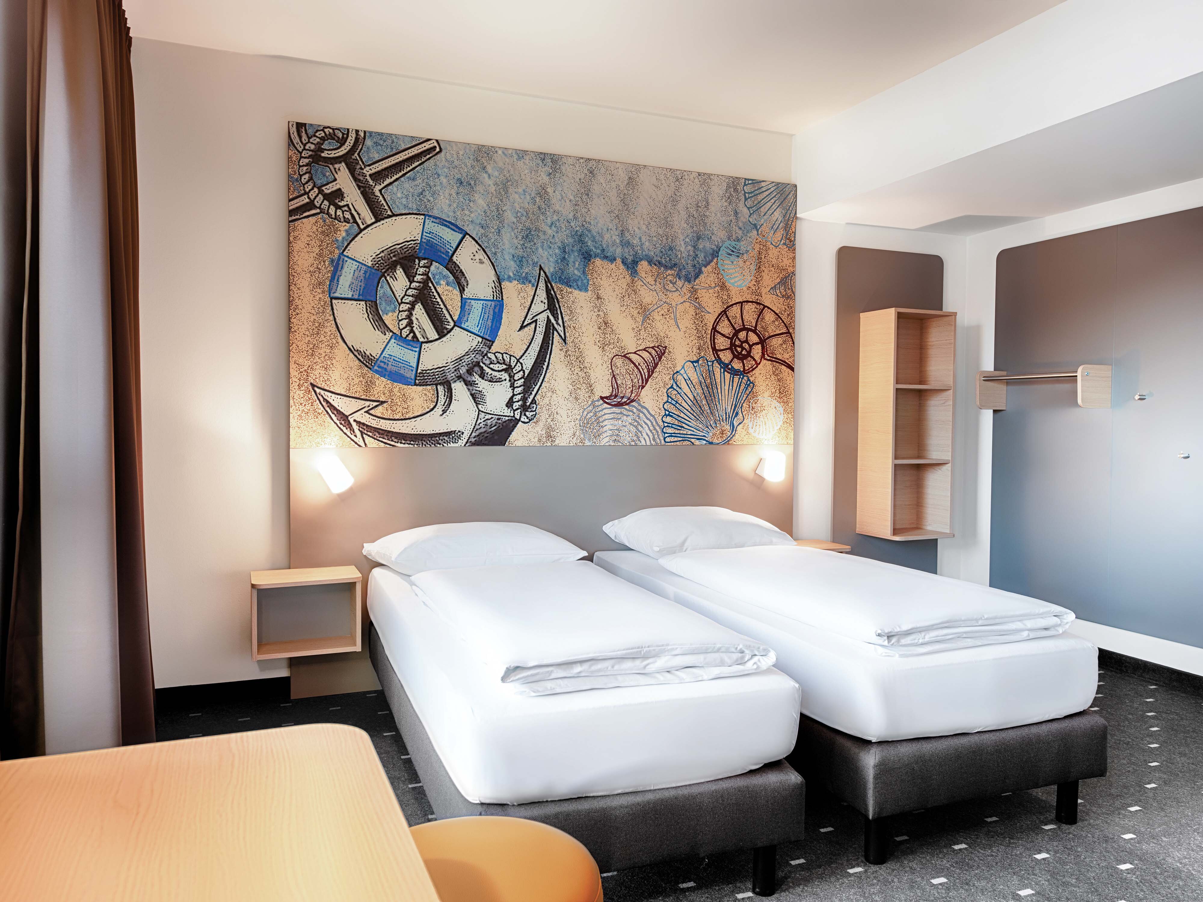 Фото B&b Hotel Emden