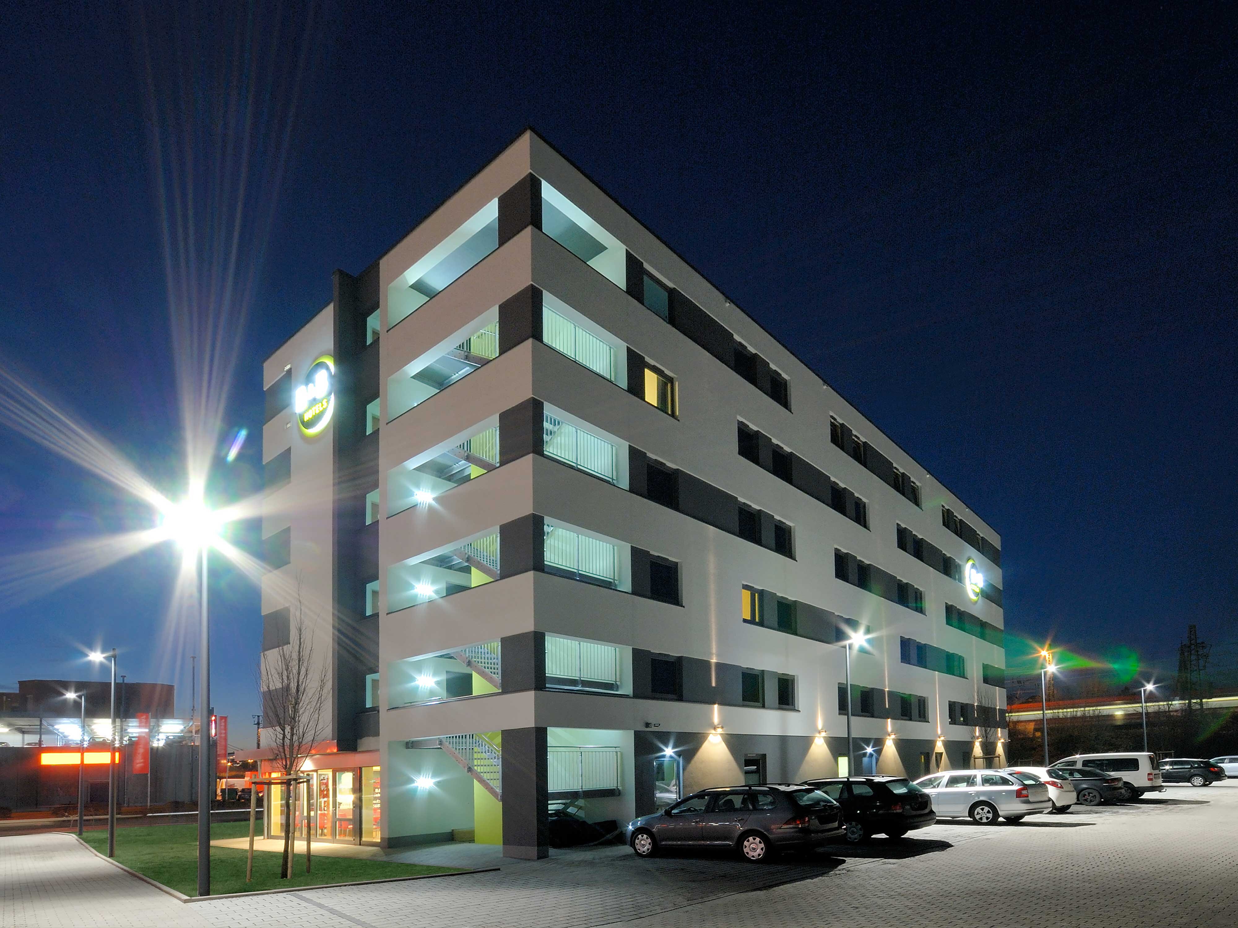 Фото отеля 3