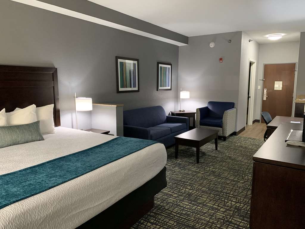 Фото Best Western Plus Olive Branch Hotel & Suites